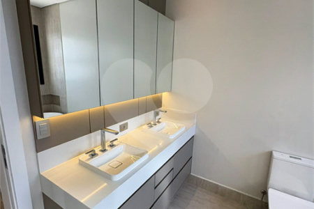 Casa à venda com 4 suítes no condomínio Villa Borghese, Indaiatuba - SP