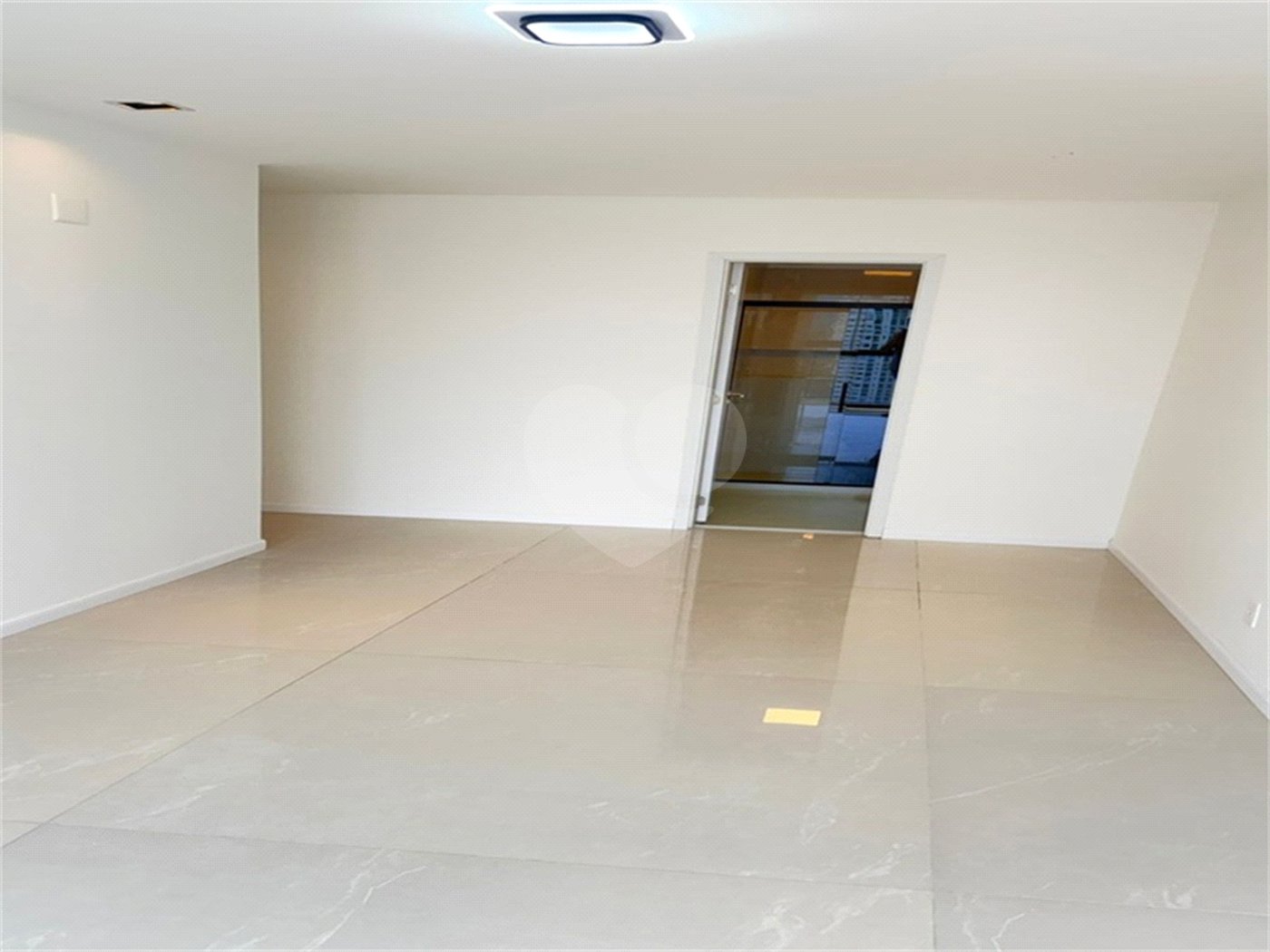 Apartamento à venda com 3 quartos, sendo 1 suíte,  em Recreio dos Bandeirantes, Rio de Janeiro, RJ