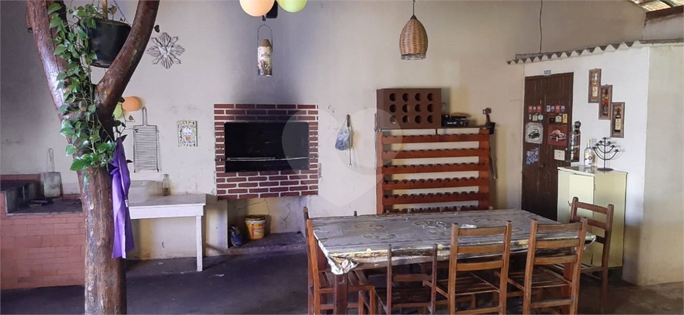 Chácara à venda com 6 quartos, sendo 3 suítes, em Paiol Velho, Vinhedo, SP