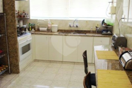Apartamento à venda com 4 quartos, sendo 1 suíte, em Jardim Paulista, São Paulo, SP