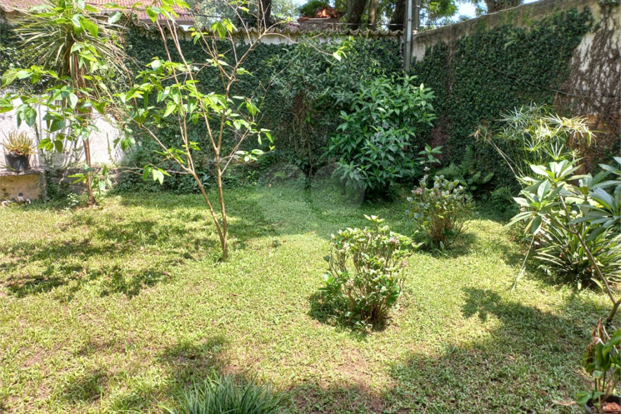 Terreno à venda com 2 quartos, sendo 1 suíte, em Jardim Floresta, São Paulo, SP