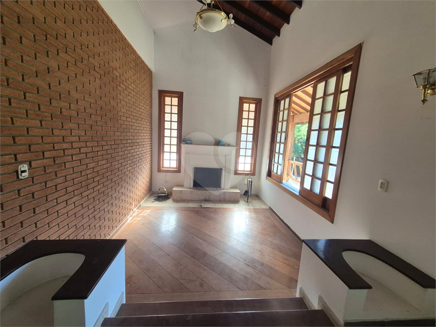 Casa à venda com 4 suítes no condomínio Alpes da Cantareira, Mairiporã - SP