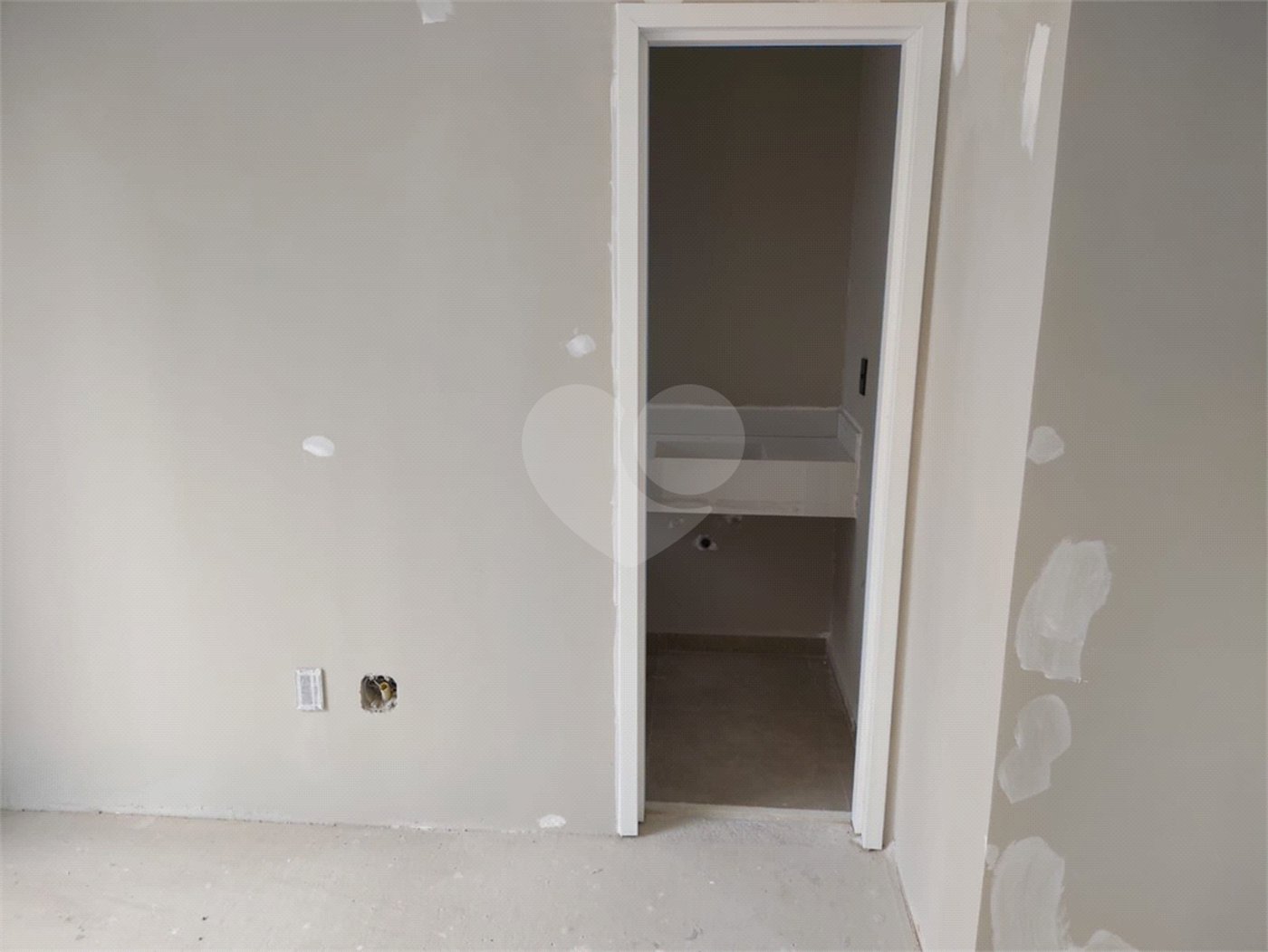 Casa à venda com 2 suítes no condomínio Residencial Vue26, Atibaia - SP