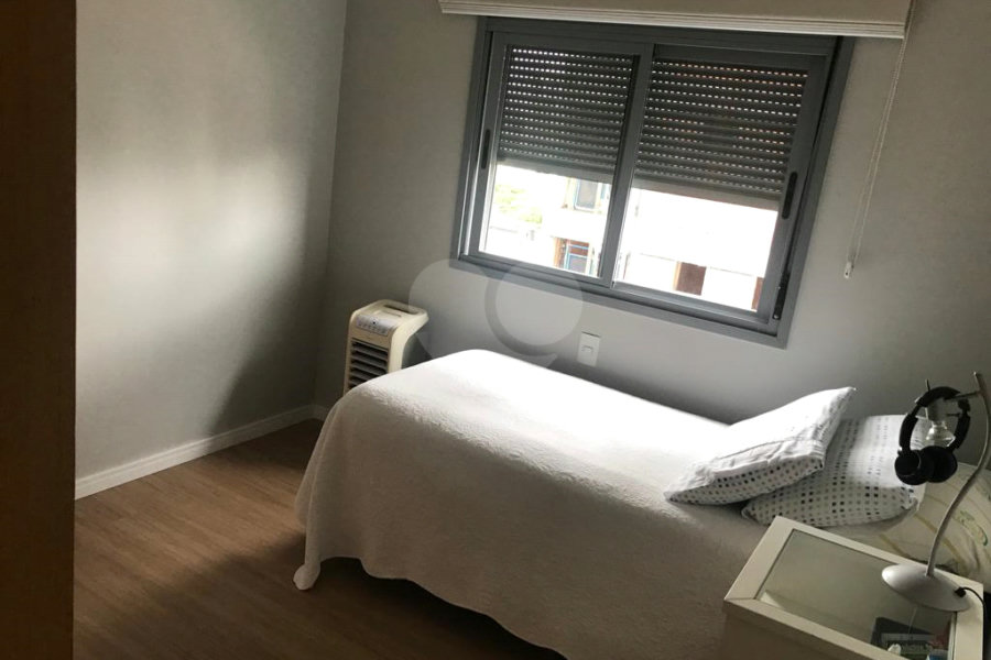 Apartamento à venda com 3 quartos, sendo 1 suíte, em Vila Paulicéia, São Paulo, SP