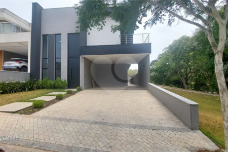 Casa à venda com 4 suítes no condomínio Residencial San Vitale, Bragança Paulista - SP