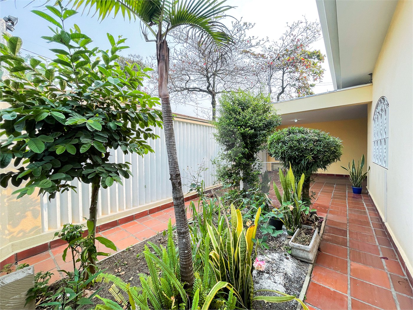 Casa Térrea à venda com 6 quartos, sendo 3 suítes,  em Instituto de Previdência, São Paulo, SP
