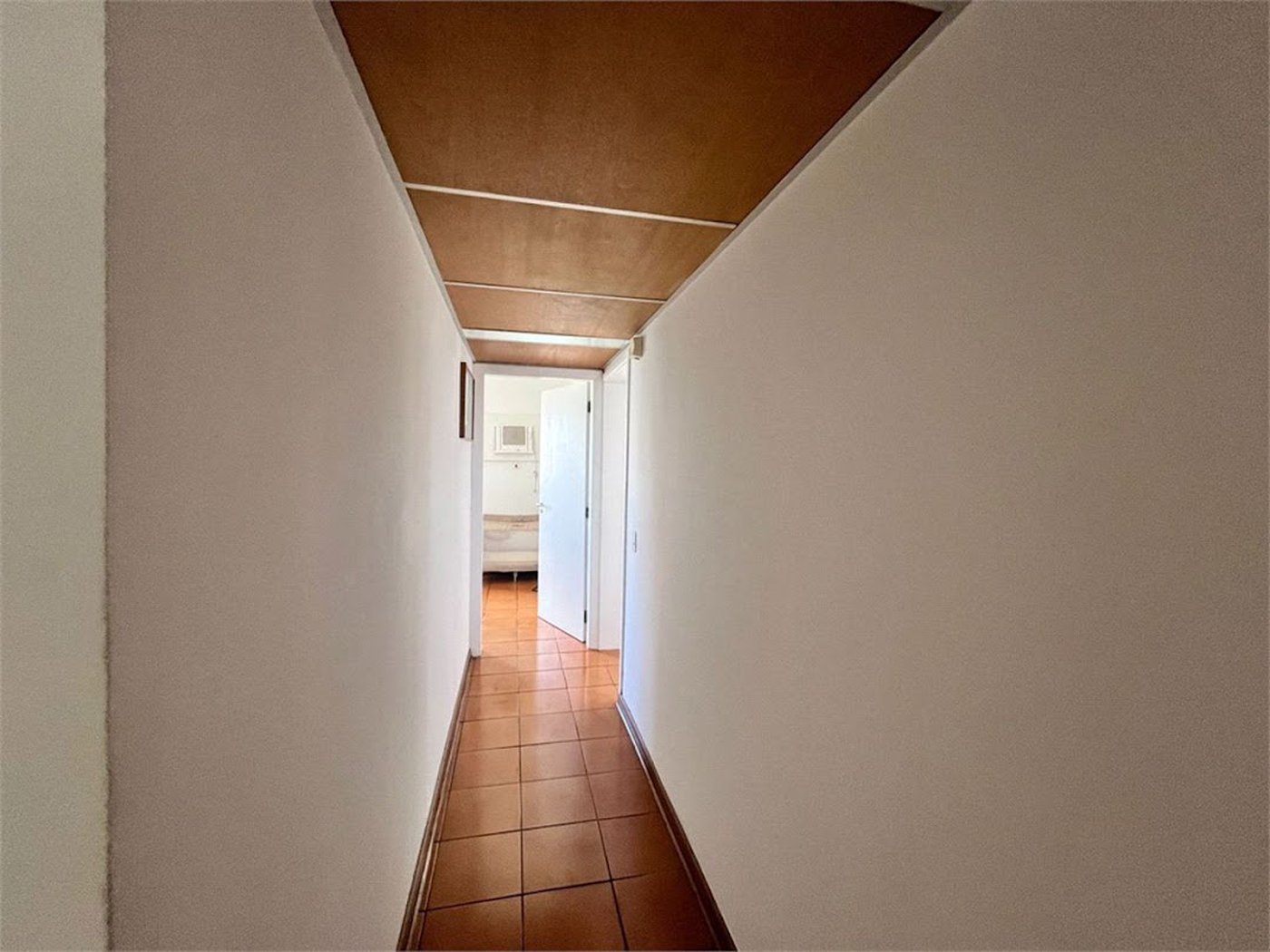 Apartamento com 3 dormitórios à venda, 100 m² por R$ 650.000,00 - Pitangueiras - Guarujá/SP