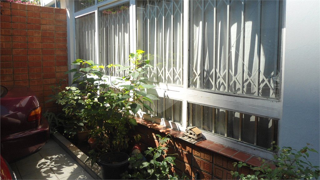Sobrado à venda ou para alugar com 3 suítes em Vila Mascote, São Paulo, SP