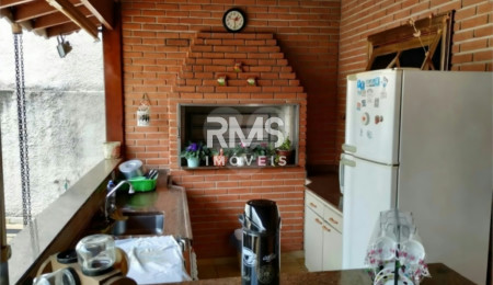 Casa à venda com 5 quartos, sendo 3 suítes,  no condomínio Portella, Itu - SP