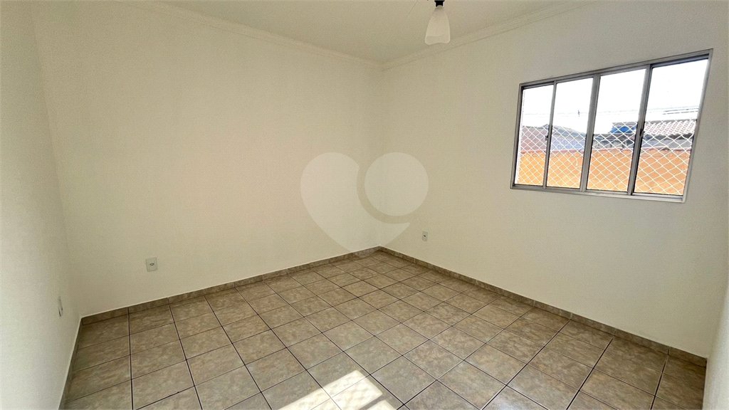 Casa à venda com 3 quartos, sendo 1 suíte, em Jardim São Lourenzo, Sorocaba, SP