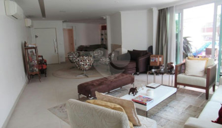 Apartamento à venda com 3 suítes em Real Parque, São Paulo, SP