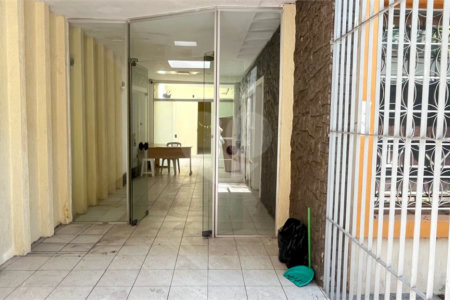 Casa à venda com 3 quartos, sendo 1 suíte, em Brooklin, São Paulo, SP
