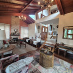 Casa à venda com 3 suítes no condomínio Sausalito, Mairiporã - SP