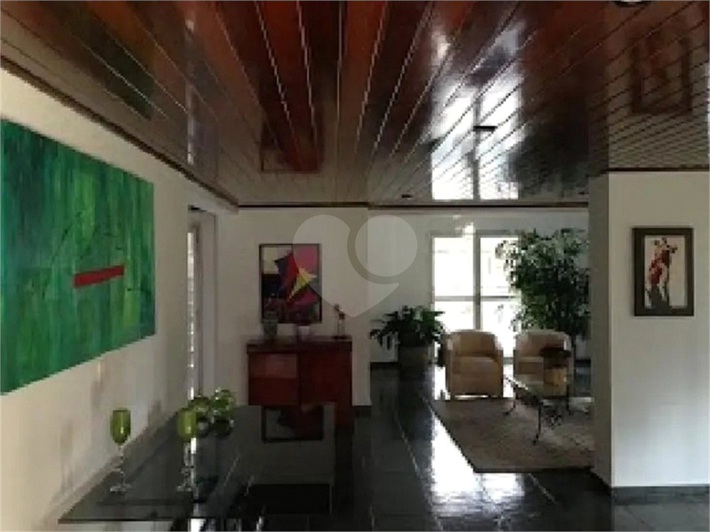 Apartamento à venda com 2 quartos, sendo 1 suíte,  em Vila Olímpia, São Paulo, SP