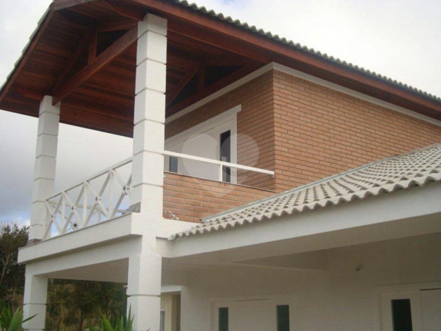 Casa em condomínio à venda com 4 quartos, sendo 3 suítes,  em Recreio Campo Verde, Ibiúna, SP