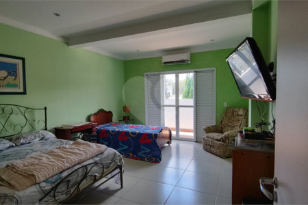 Casa à venda com 3 suítes no condomínio Parque do Varvito, Itu - SP
