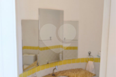 Sobrado à venda com 3 quartos, sendo 1 suíte, em Jardim São Paulo(zona Norte), São Paulo, SP