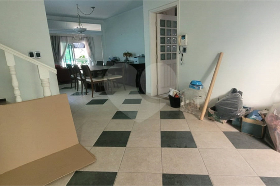 Sobrado à venda com 4 quartos, sendo 2 suítes, em Tucuruvi, São Paulo, SP