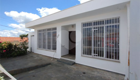 Casa à venda ou para alugar com 4 quartos, sendo 3 suítes,  no Centro, Itapetininga, SP
