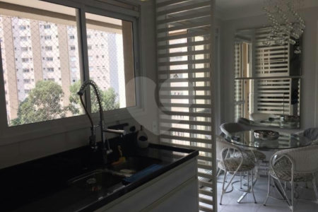 Apartamento à venda com 4 quartos, sendo 3 suítes, em Vila Andrade, São Paulo, SP