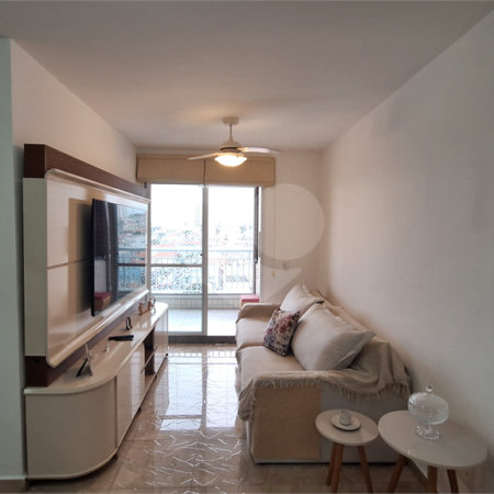 Apartamento à venda com 3 quartos, sendo 1 suíte, em Vila Paiva, São Paulo, SP