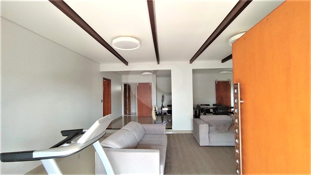 Chácara à venda com 6 quartos, sendo 4 suítes,  em Pinheirinho, Vinhedo, SP