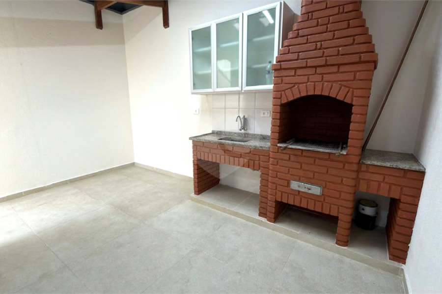 Sobrado à venda com 3 quartos, sendo 1 suíte, em Jardim Vila Formosa, São Paulo, SP