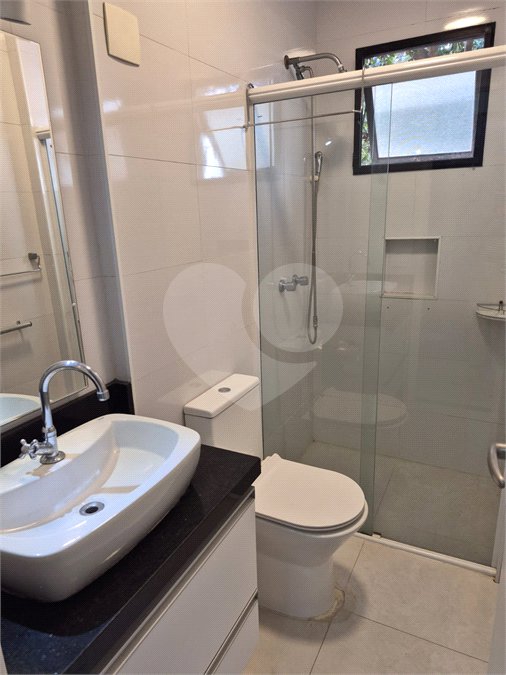 Apartamento à venda com 3 quartos, sendo 1 suíte,  em Cidade São Francisco, São Paulo, SP