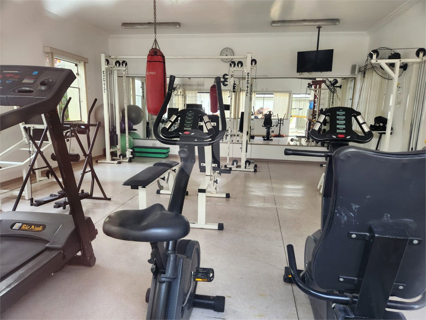 Apartamento à venda com 3 quartos, sendo 1 suíte, em Tatuapé, São Paulo, SP