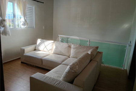 Casa à venda com 4 quartos, sendo 2 suítes,  em Vila Rei, Mogi das Cruzes, SP