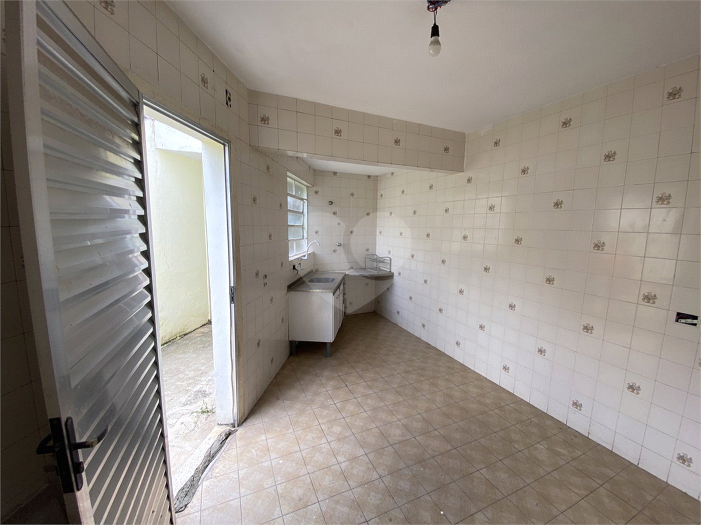 Sobrado à venda com 3 quartos, sendo 1 suíte, em Interlagos, São Paulo, SP