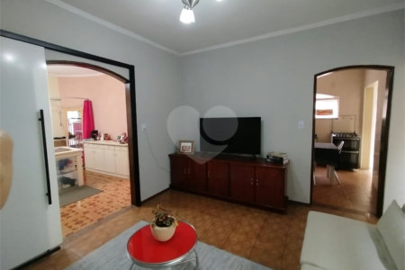 Casa à venda com 3 quartos, sendo 1 suíte, em Jardim Leocádia, Sorocaba, SP