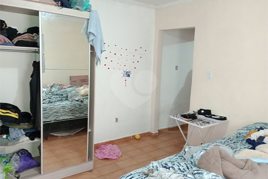 Sobrado à venda com 2 quartos em Horto, São Paulo, SP