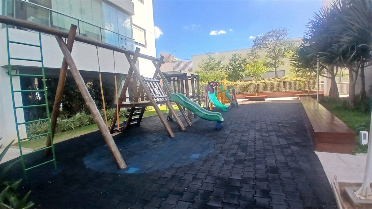 Apartamento para alugar com 2 quartos, sendo 1 suíte, em Vila Anastácio, São Paulo, SP