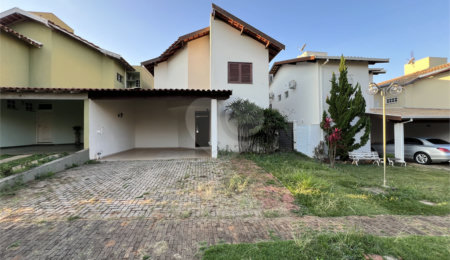 Casa à venda com 3 quartos, sendo 1 suíte,  no condomínio Grand Ville, São Carlos - SP