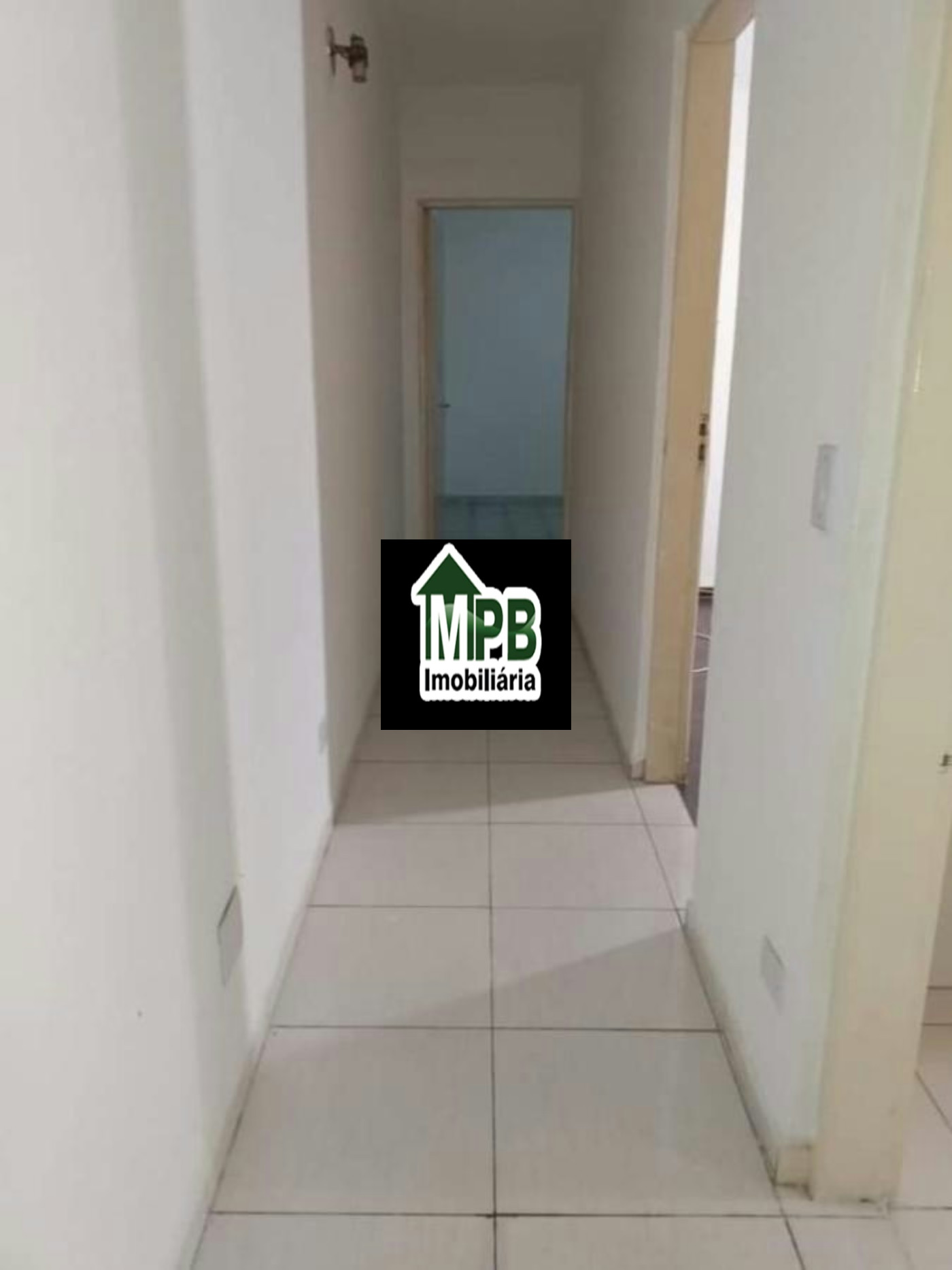 Sobrado à venda com 4 quartos, sendo 1 suíte, em Jardim Santa Cecilia, Sorocaba, SP