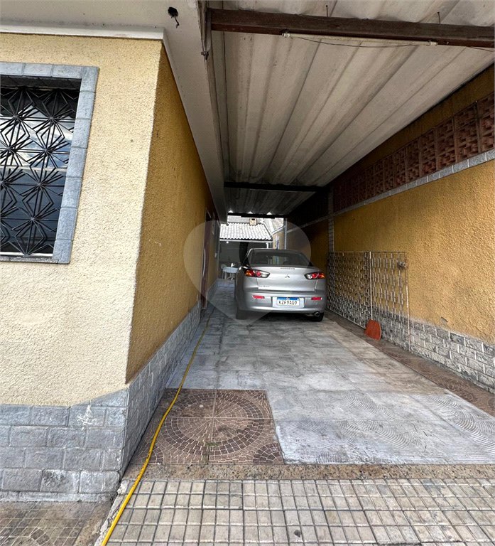 Casa à venda com 3 quartos em Santa Cruz, Rio de Janeiro, RJ