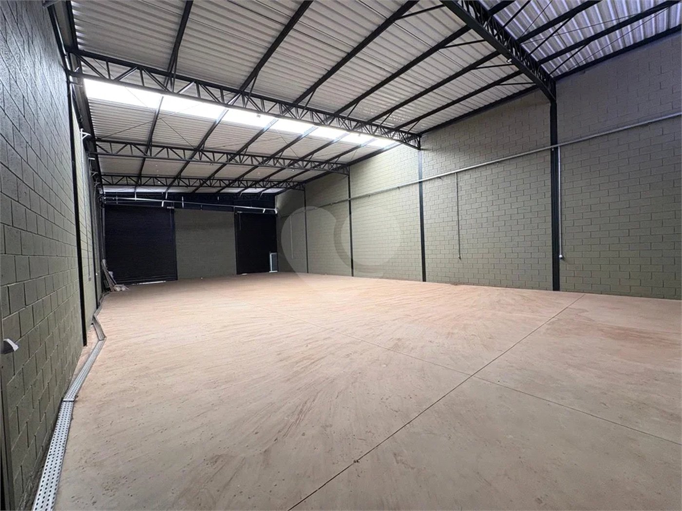 Galpão Comercial para venda e locação no Bairro Santa Rita em Piracicaba/SP.