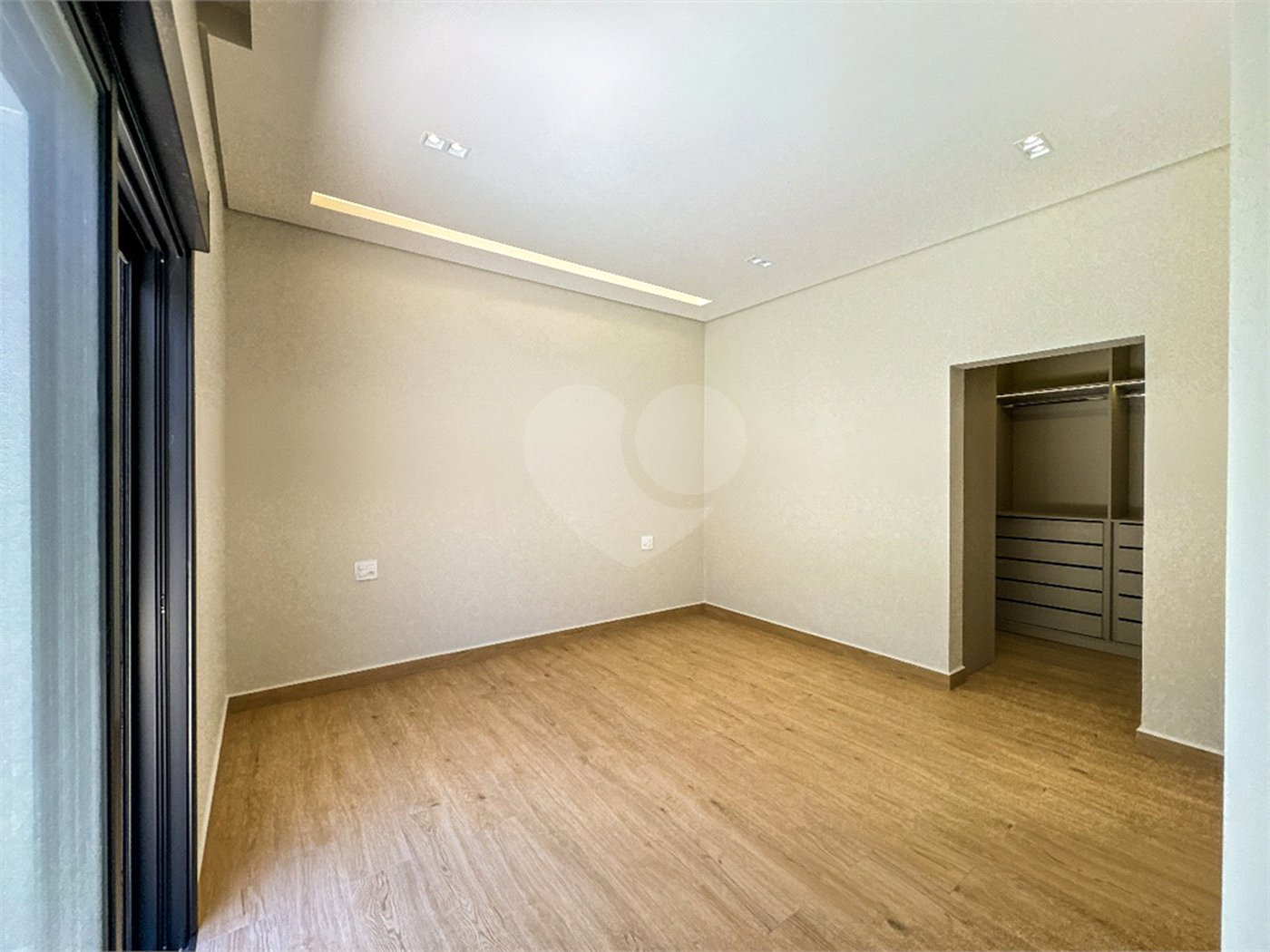 Casa à venda com 3 suítes no condomínio Jardim Residencial Dona Maria Candida, Indaiatuba - SP