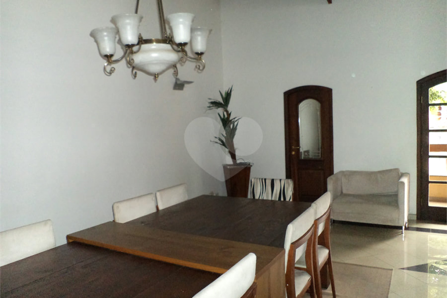 Sobrado à venda com 3 quartos, sendo 1 suíte,  em Jardim Franca, São Paulo, SP