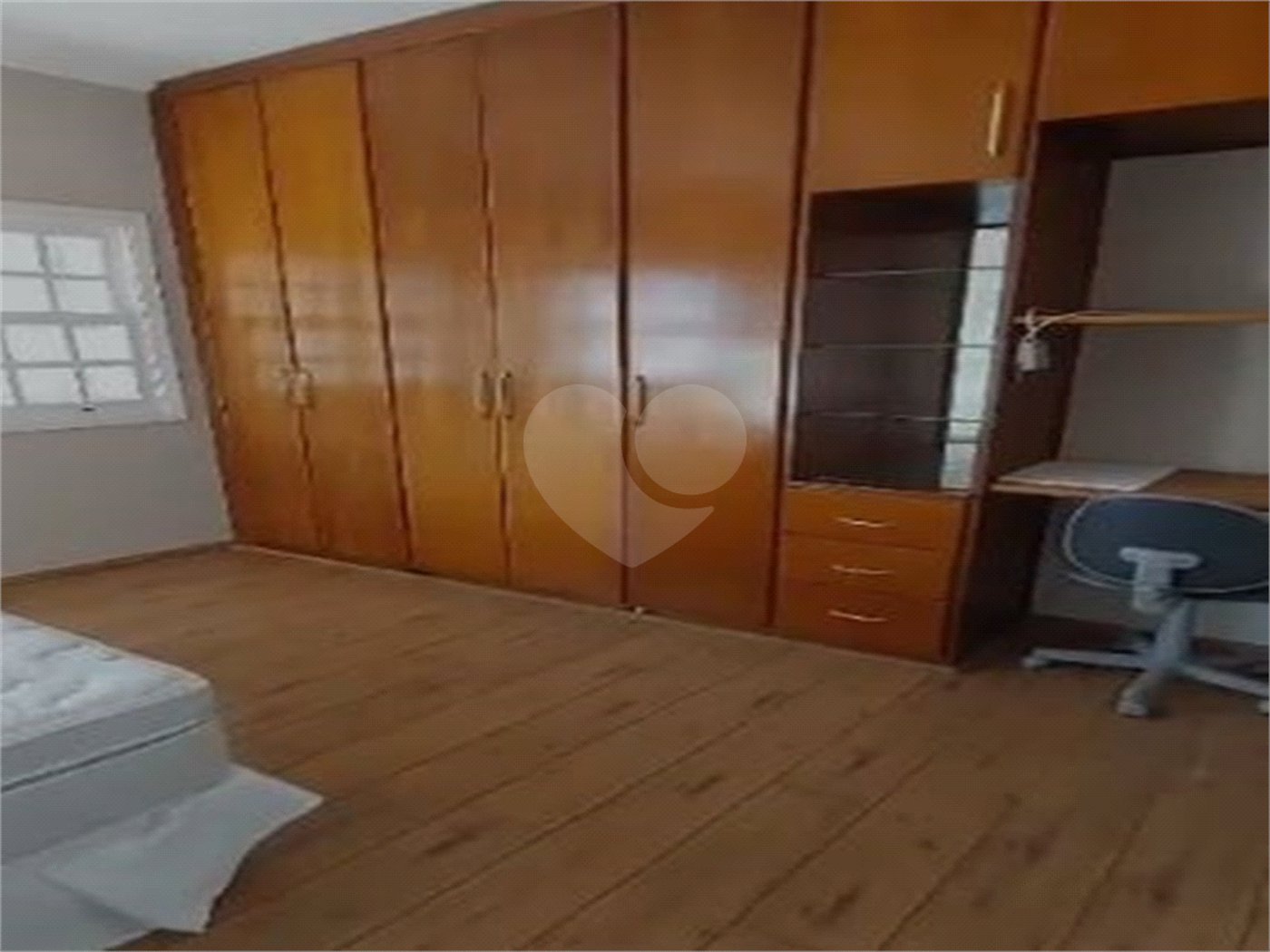 Casa à venda com 4 quartos, sendo 2 suítes,  no condomínio Res Jardim Itatinga, São Paulo - SP