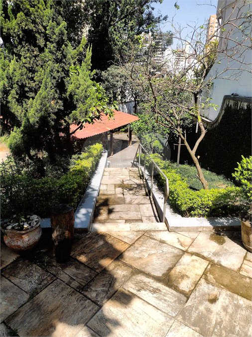 Apartamento à venda ou para alugar com 3 quartos, sendo 1 suíte,  em Real Parque, São Paulo, SP