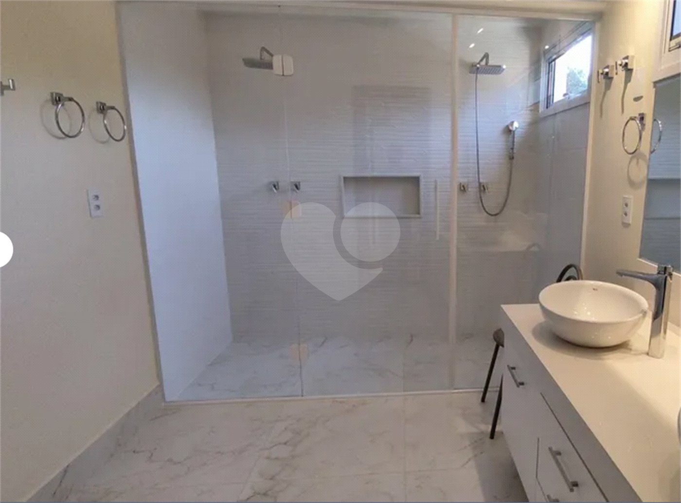 Casa à venda com 3 suítes no condomínio Terras de São José I, Itu - SP