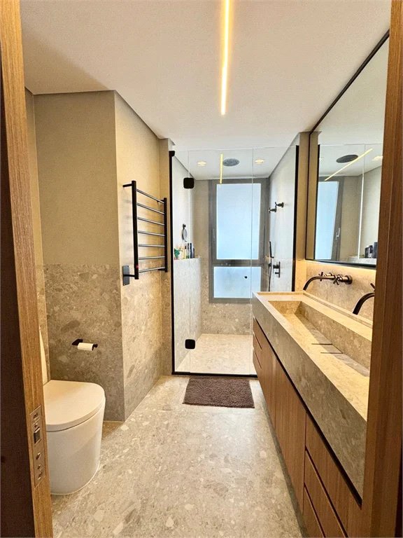 Apartamento à venda com 3 suítes em Jardim das Acácias, São Paulo, SP