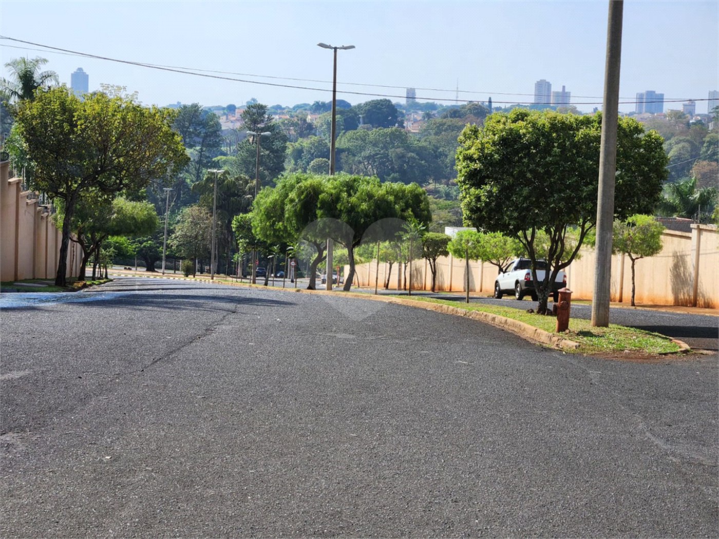 Terreno à venda em Altos do Jaraguá, Araraquara, SP