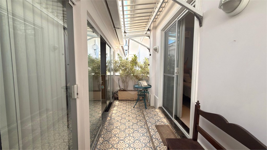 Casa à venda ou para alugar com 4 quartos, sendo 3 suítes, no condomínio Associação Vivendas do Sol, Rio de Janeiro - RJ