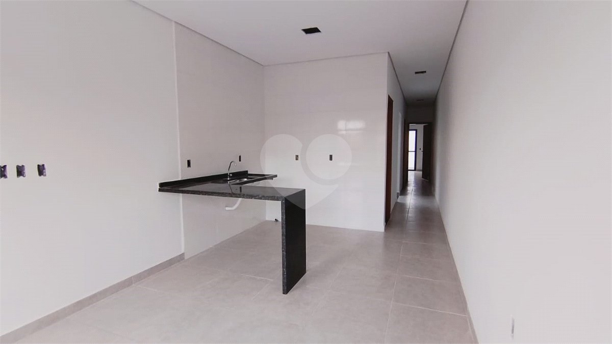 Casa de Vila à venda com 2 quartos em Jardim Jatobá, Sorocaba, SP