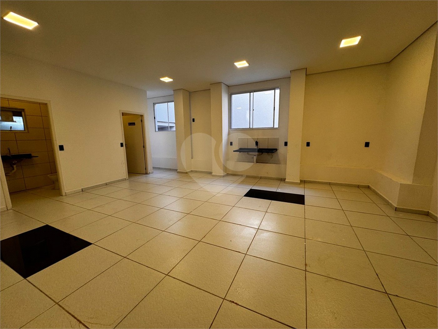 Casa à venda com 2 quartos, sendo 1 suíte, em Tucuruvi, São Paulo, SP