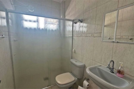 Apartamento Residencial à venda, Vila Guilhermina, Praia Grande - AP0381.