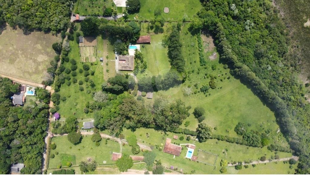 Chácara à venda com 5 quartos, sendo 2 suítes, em Taiaçupeba, Mogi das Cruzes, SP
